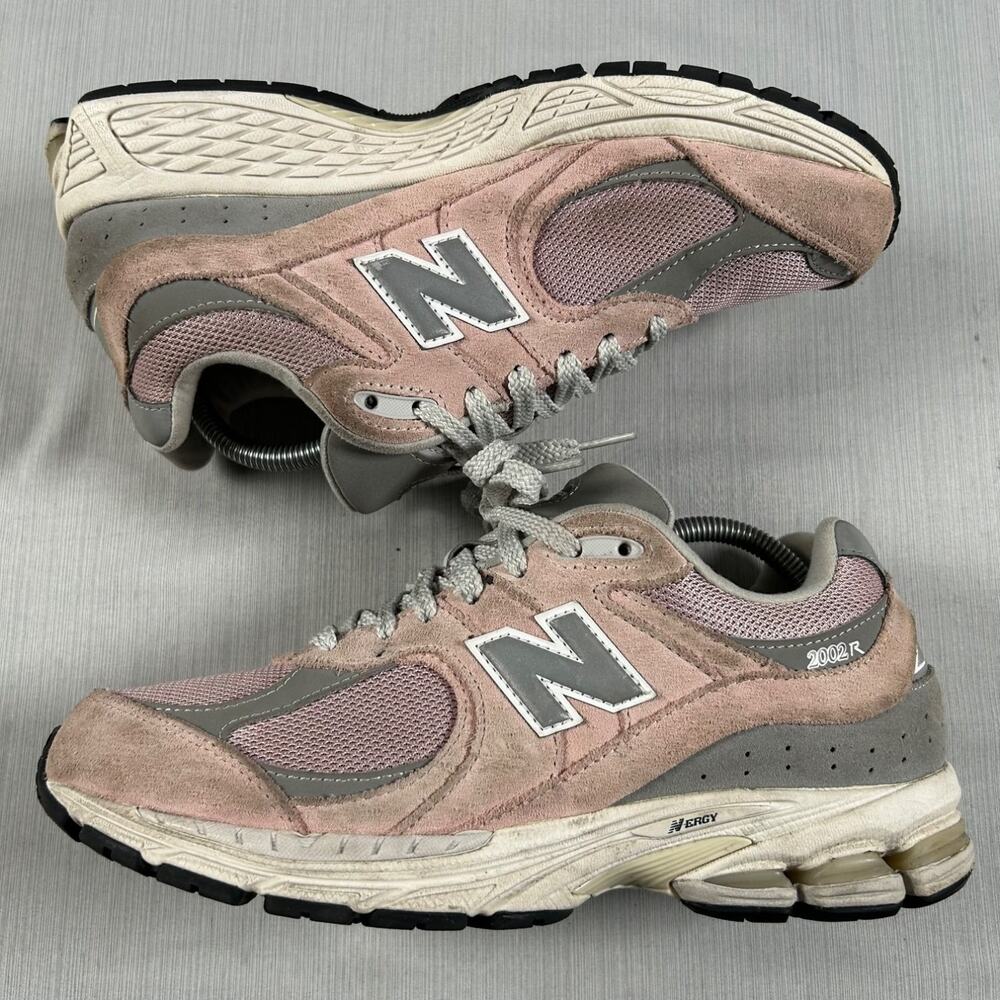 New Balance 2002R Orb Pink Grey Womens Running Shoes Gym Sneakers M2002RFC US 9